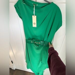 NWT Esito Green Belted Asymmetrical dress. Flattering and stylish. Size M.